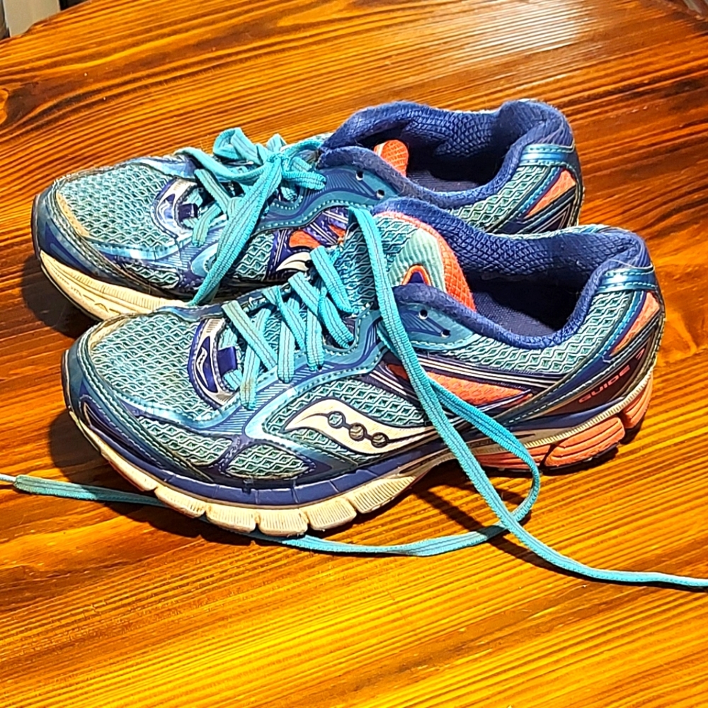 Saucony Sz. 6 sneakers